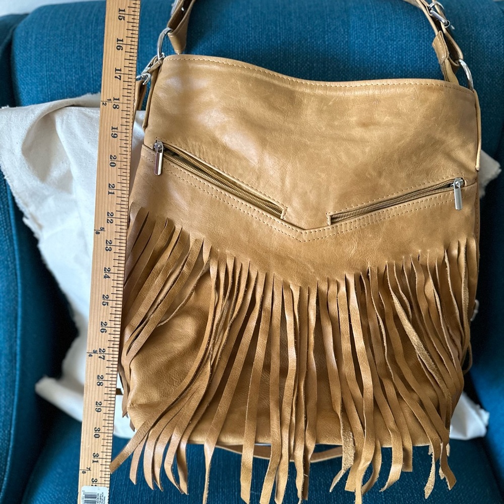 Leather shoulder/cross body bag.